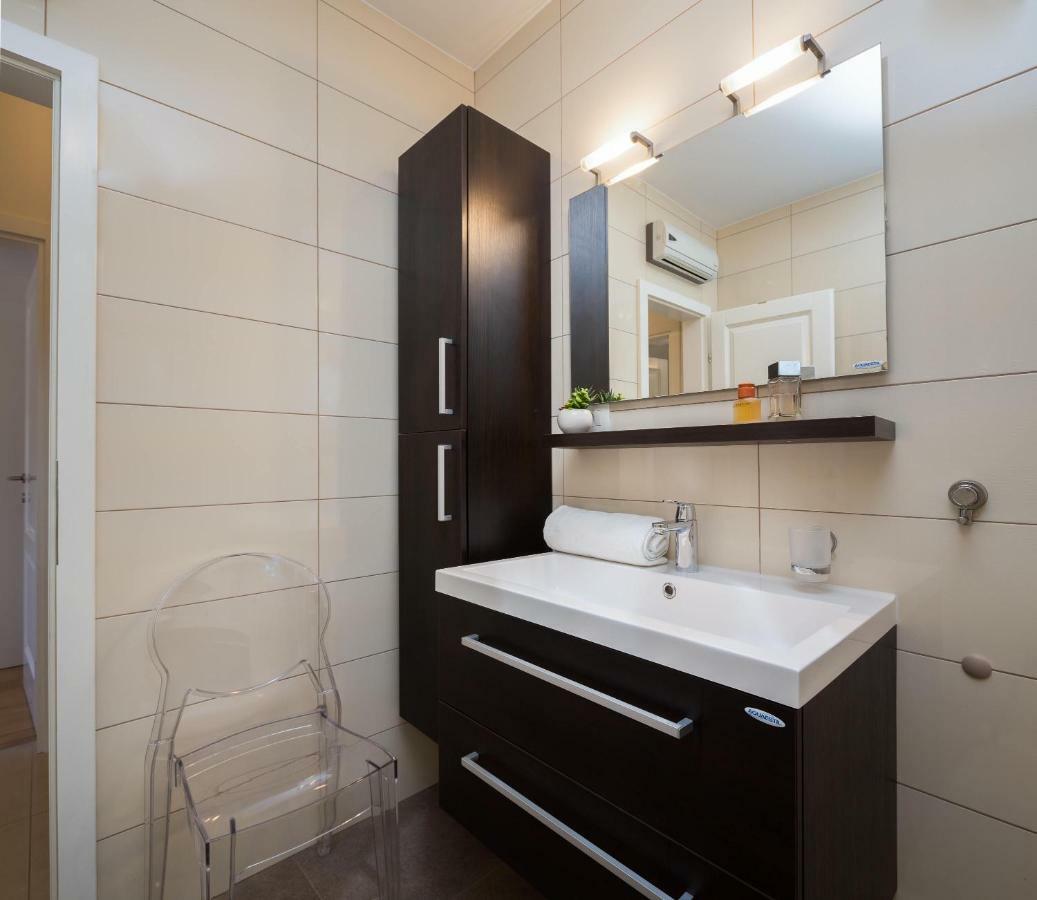 Holiday Home Brac Supetar Εξωτερικό φωτογραφία