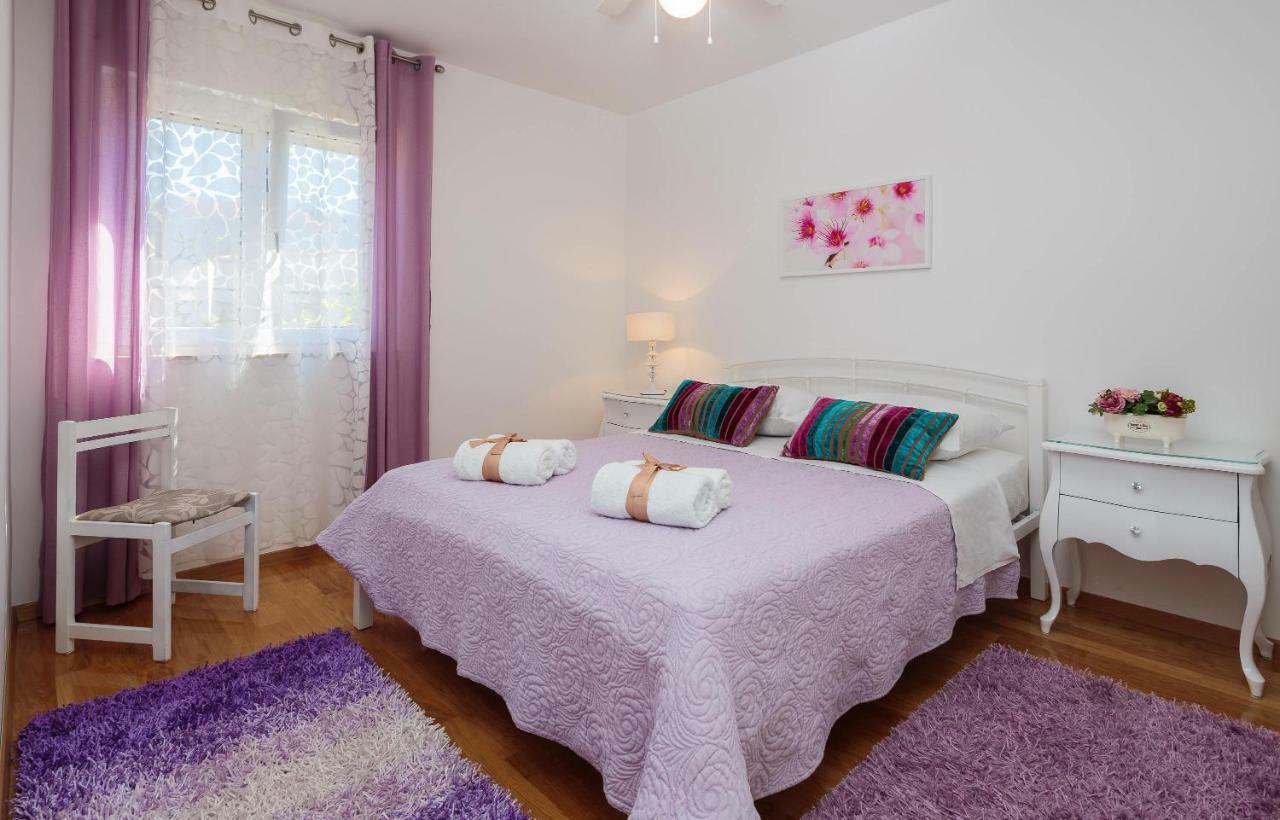 Holiday Home Brac Supetar Εξωτερικό φωτογραφία