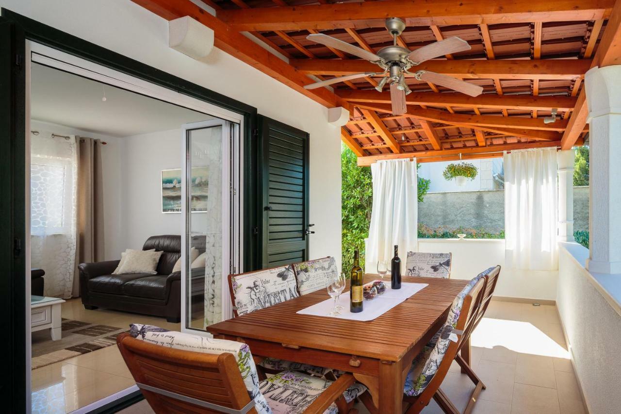 Holiday Home Brac Supetar Εξωτερικό φωτογραφία