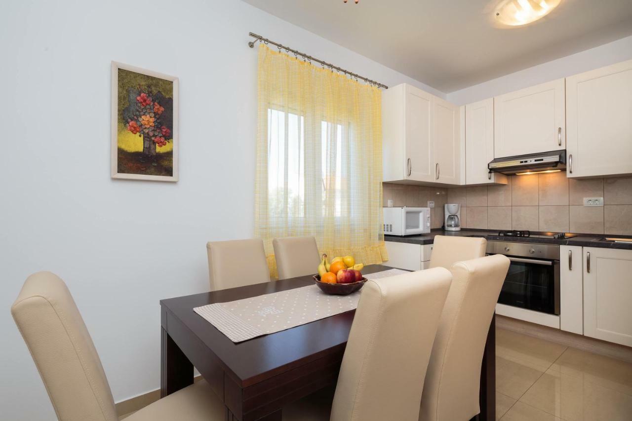 Holiday Home Brac Supetar Εξωτερικό φωτογραφία
