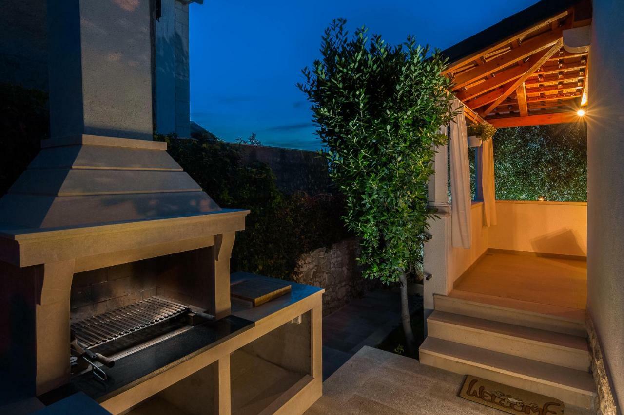 Holiday Home Brac Supetar Εξωτερικό φωτογραφία