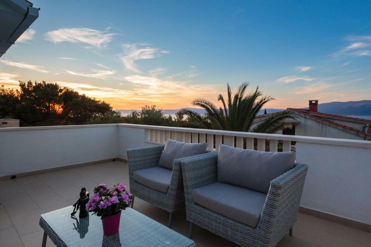Holiday Home Brac Supetar Εξωτερικό φωτογραφία