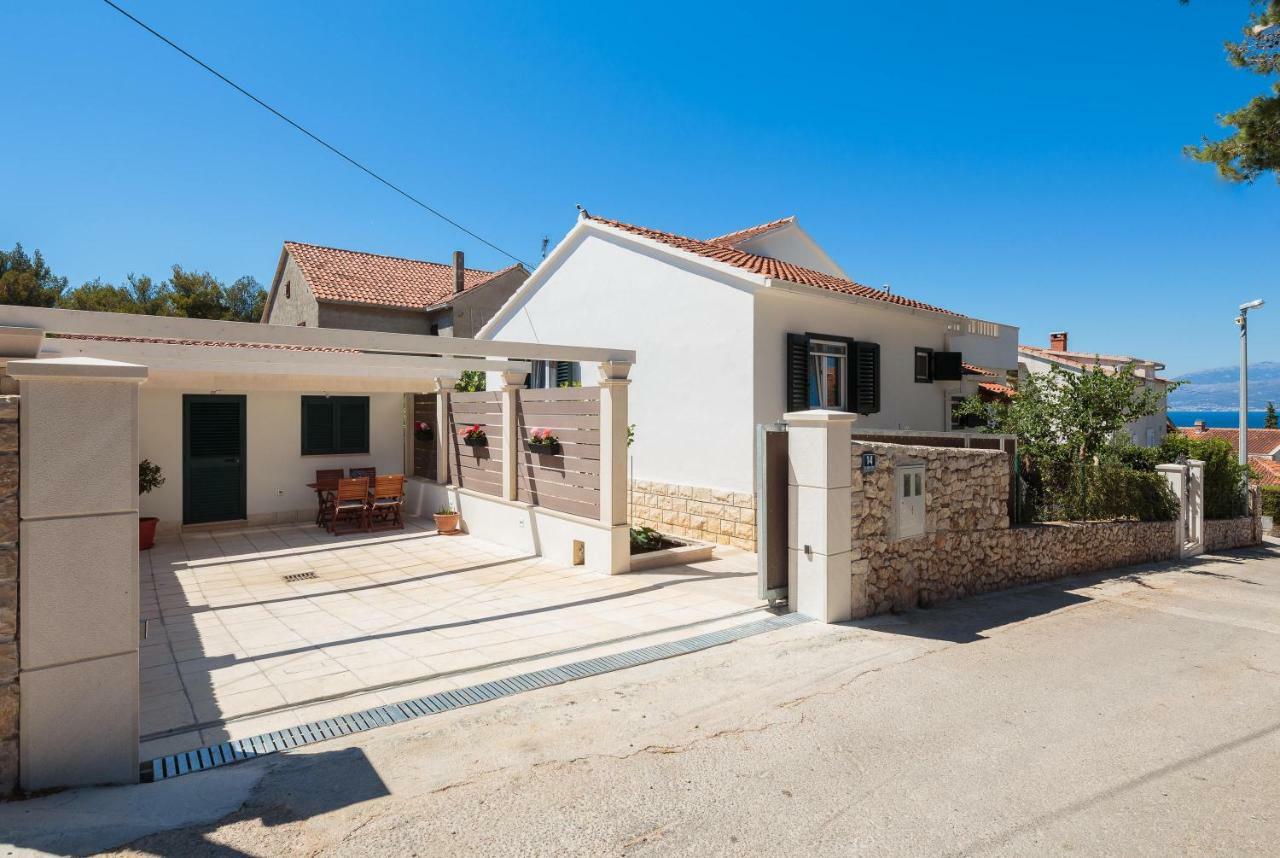 Holiday Home Brac Supetar Εξωτερικό φωτογραφία